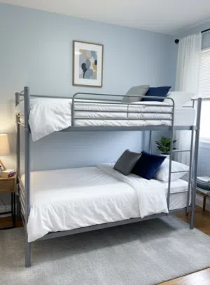 تخت حديد طابقين