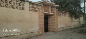 فيلة قديمة للبيع 2 و 300 الف مليون صك. او  2 مليون كاش