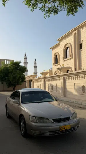لكسز ESللبيع 1996