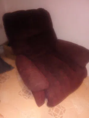 كرسي مترحك متعدد الاستخدام