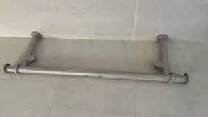 دربزين سور مع قزاز
