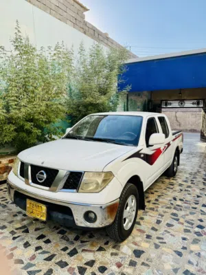 نيسان نيفارا 2009 للبيع