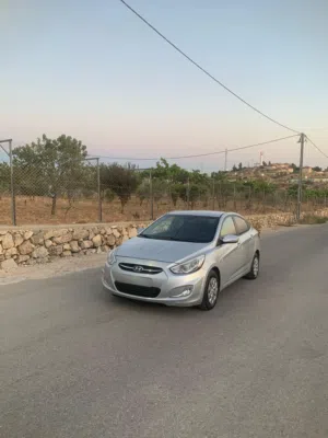 هونداي اكسنت 2015 حجم المحرك 1600 سولار اتوماتيك موجوده بالخليل