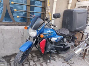 دراجة tvs نظيفه 150cc مرقم بغداد تحويل ثاني يوم السعر مليونين قفل دراجه نظيفه محرك مابي شي نظيف
