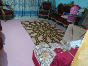 ركنه كنبتين وكرسيين