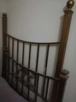 سرير نحاس للبيع