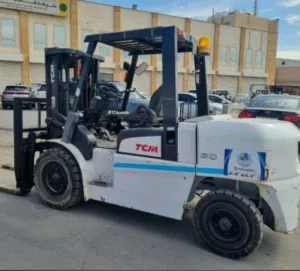 رافعة شوكية للايجار Forklift for rent