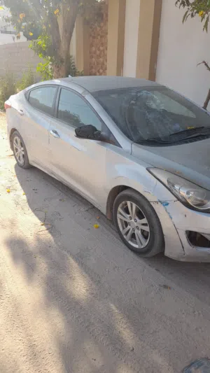 Used Hyundai Avante in Tripoli