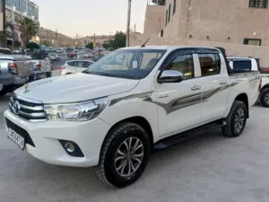 TOYOTA - HILUX - 2018 - 4*4 - فحص كامل (7/جيد) سعودي / دهان الوكالة /جير عادي/