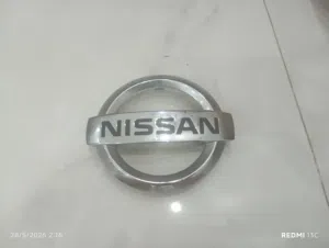 شعار نيسان مستعمل
