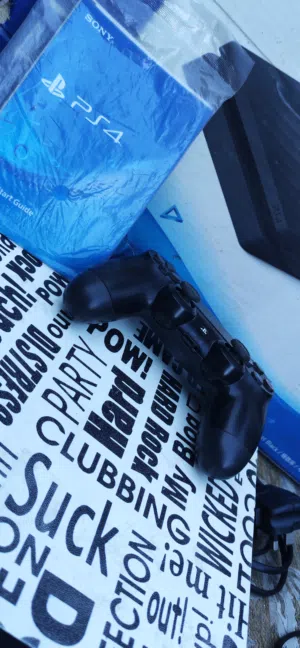 بلايستيشن 4 سلم - PS4 SLIM