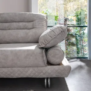 أقمشة ومنسوجات مخمل فاخرة ذات جودة عاليه وملمس ناعم بألوان متعددة لتنجيد الكنب والكوشن لعام 2026