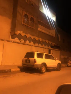 200 m2 3 Bedrooms Townhouse for Rent in Tripoli Souq Al-Juma'a