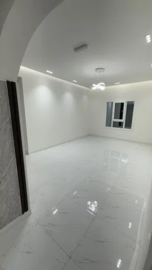 100 m2 2 Bedrooms Apartments for Rent in Muscat Al Khuwair