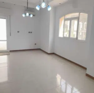 شقة دور ارضي في الدهماني عمارات بن جابر بدون فرش تواصل وتساب