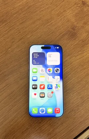 iPhone 17 256Gb 100% battery