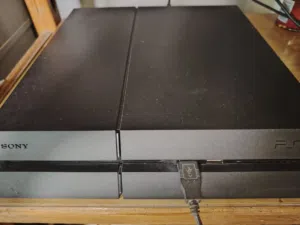 بلايستيشن 4 PS4