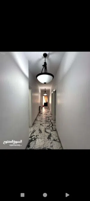 شقه فارغه للايجار ـ الدوار الرابع ـ