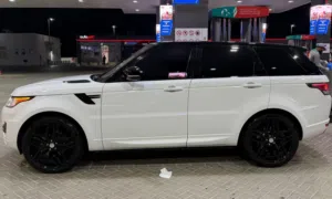 Dhs 36000/= Range Rover V6 - 2014 - Fully Serviced