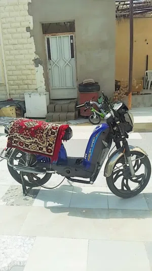 سكوتر الشبح