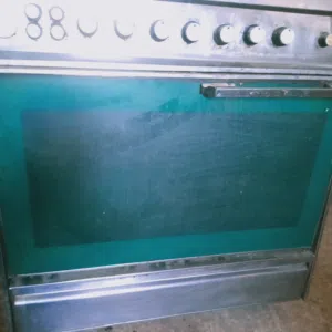 بوتاجاز 60X90 كبير 4عيون غاز طبيعي و 2عين كهرباء وفرن و شواية
