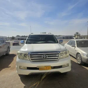 Used Toyota Land Cruiser in Al Sharqiya