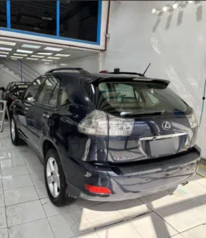 2007 Lexus RX 350 – Premium Leather, Smooth Ride, Luxurious and sunroof