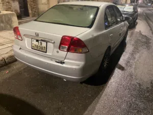 هوندا سيفيك موديل 2003 للبيع فحص جيد بسعر مغري ومناسب موجودة في الزرقاء بسعر 3700