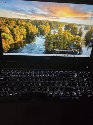 Windows Dell for sale  in Basra