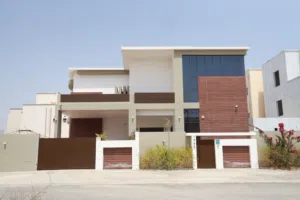 حصريا للبيع فيلا فاخرة في المعبيلة الثامنة
