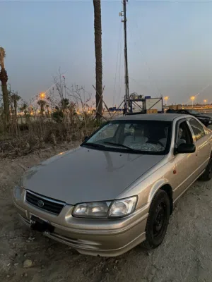 تويوتا كامري 1999 للبيع