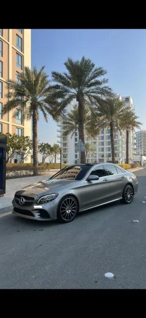 مرسيدس c200 موديل 2020