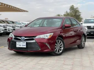 للبيع في صنعاء كامري امريكي هيبرد اعلى فئه وارد ماشيه 81 الف موديل 2015 فل كامل السعر 8500$ امريكي