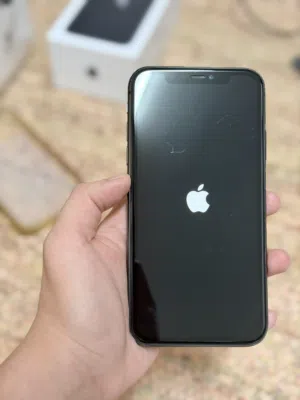 Apple iPhone 11 64 GB in Cairo