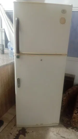 ثلاجه مستعمله