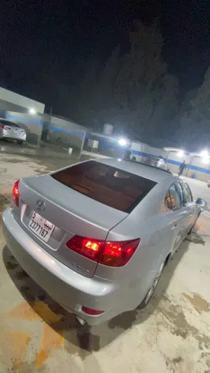 لكزس is250