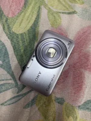 كاميرا سوني Sony cyber-shot 16.2 mega pixels مصنوعة في اليابان