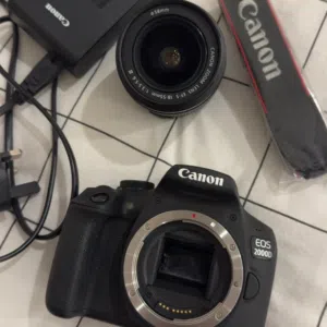Canon EOS 2000D