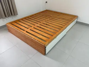 سرير خشبي قوي معه 4 ادراج bed with 4 drawer s