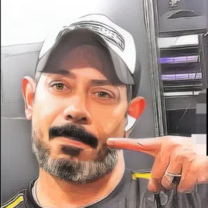 ايمن محمد امين 