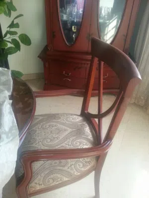 غرفه سفره كامله زان احمر كسر زيزو لم تستخدم