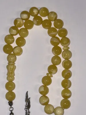 مسابح عدد 3 قديم من الكهرب ( الكهرمان)