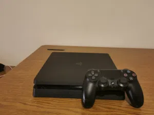 بليستيشن 4 سلم