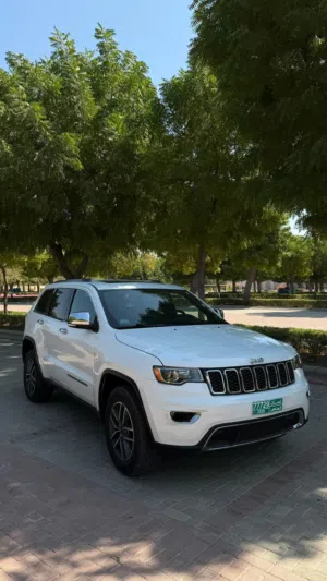 Jeep Grand Cherokee Limited 2020