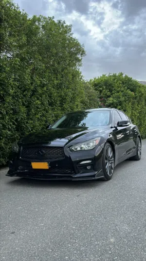 Used Infiniti Q50 in Al Dakhiliya