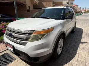 Ford Explorer Base
