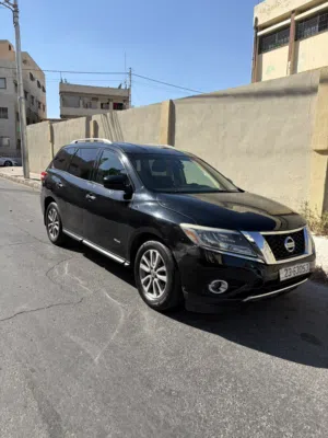Used Nissan Pathfinder in Amman