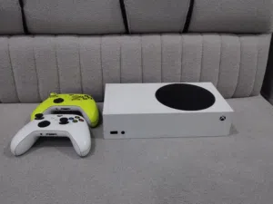 اكس بوكس سريس اس نظيف
