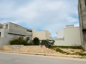 ارض للبيع لموقع ابوسليم