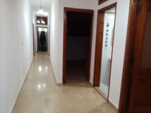 بيت للإيجار بطشيه(بعبدا